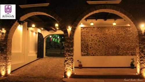 hotel atzalan