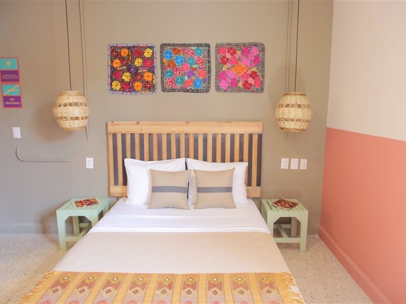 Selina Oaxaca,Puerto Escondido>>Oaxaca,2 star