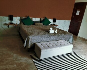 hotel awazul bacalar