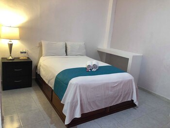 hotel awazul bacalar