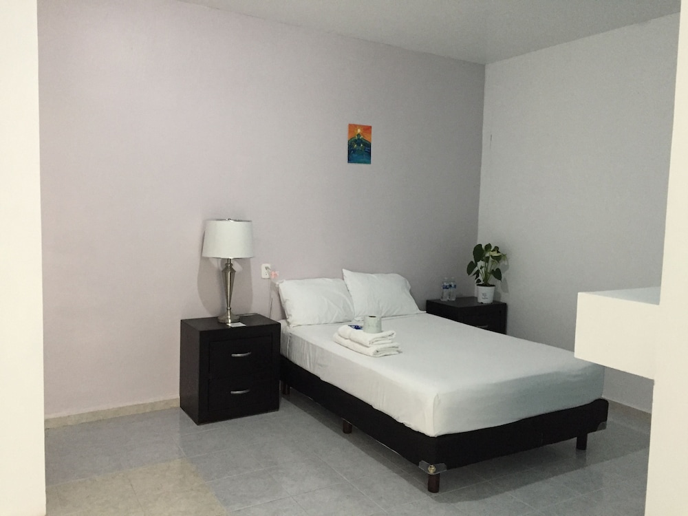 hotel awazul bacalar