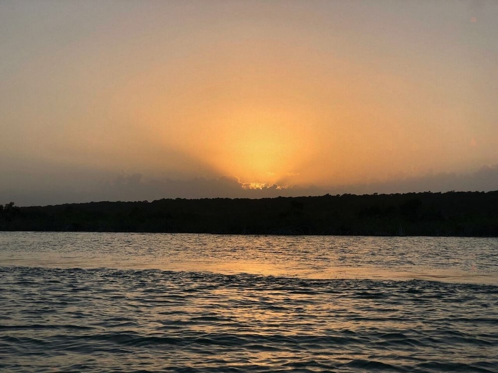 hotel awazul bacalar