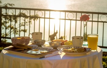 hotel awazul bacalar