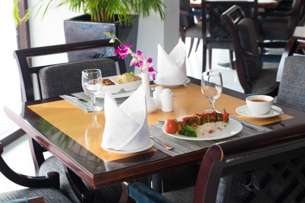 savoy suites hotel apartments