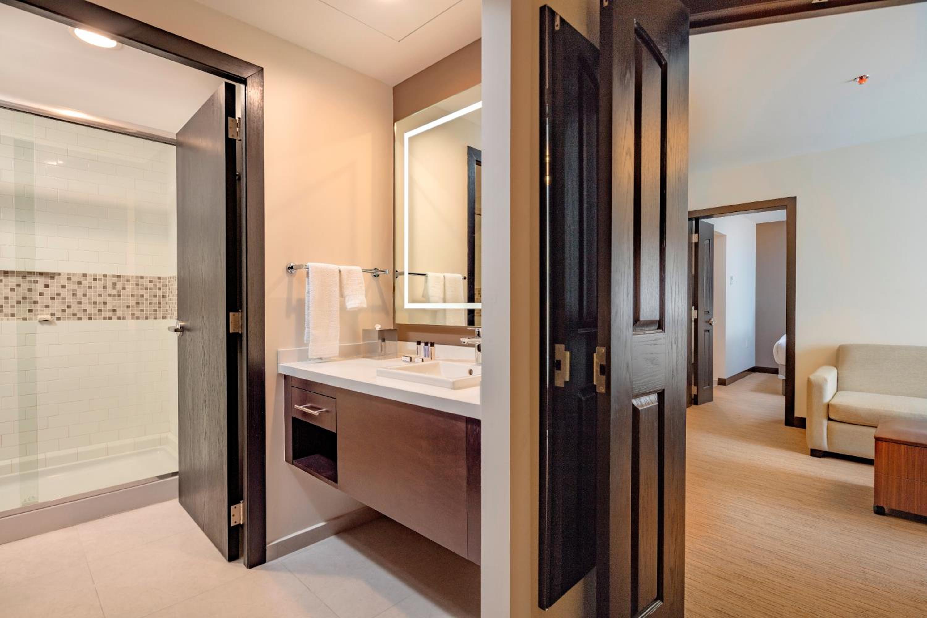 staybridge suites saltillo