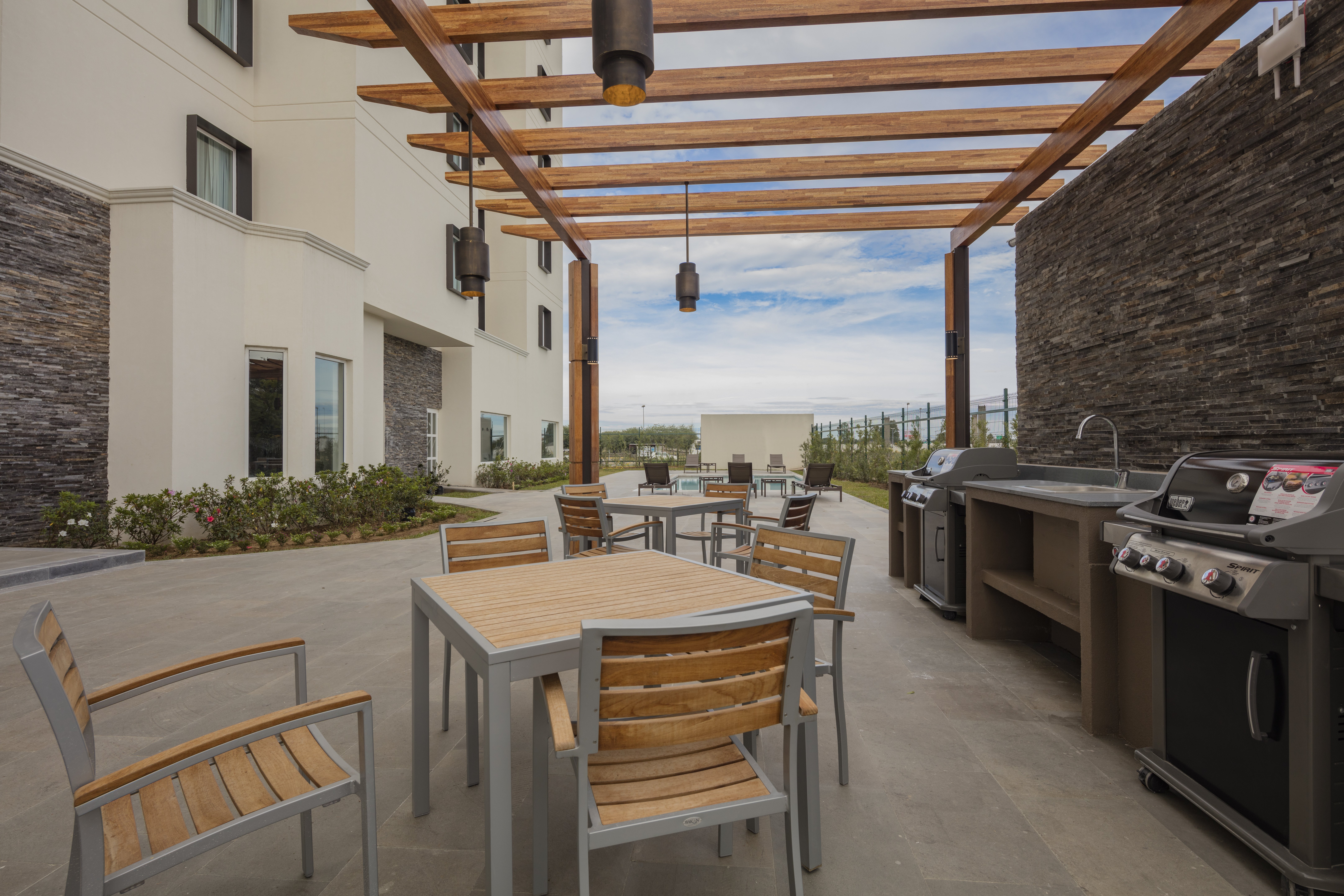 staybridge suites saltillo