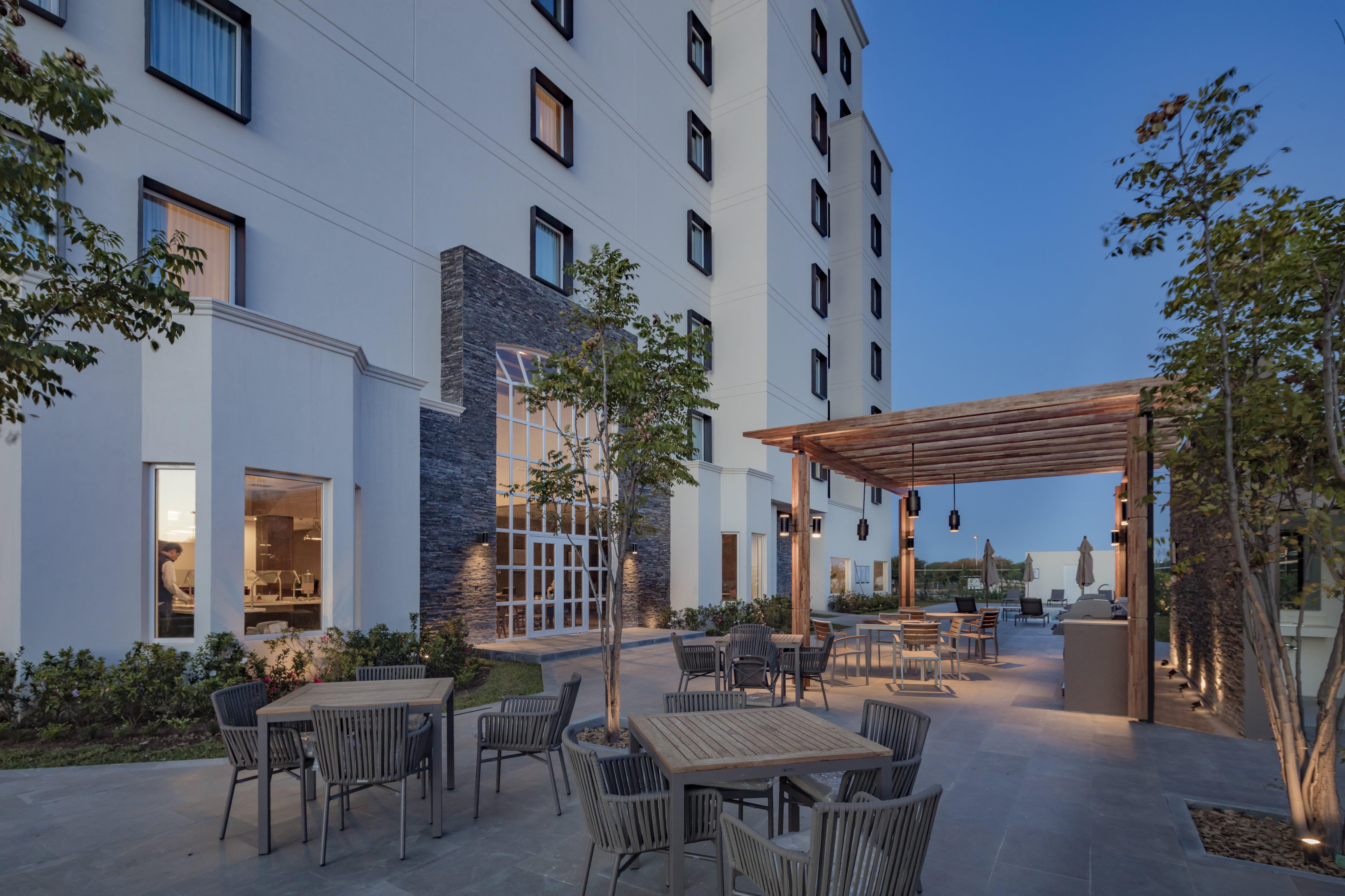 staybridge suites saltillo