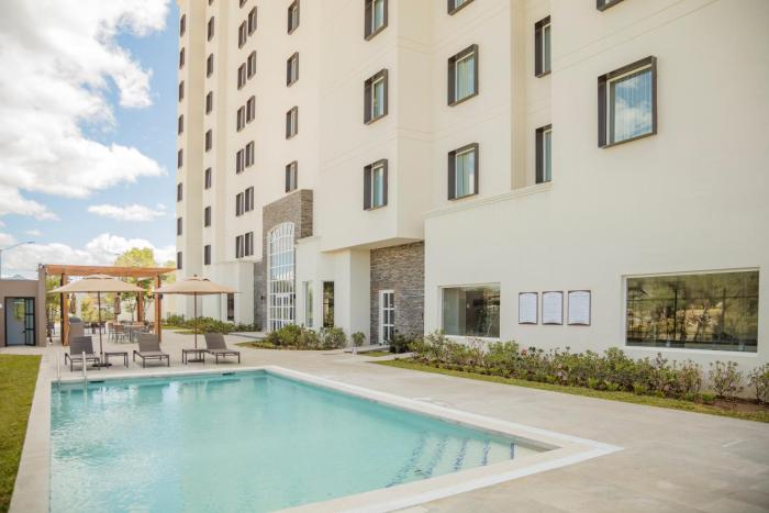 staybridge suites saltillo