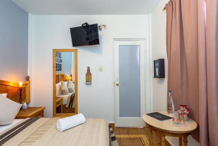 mala vecindad beer hotel