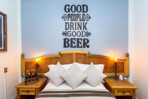 mala vecindad beer hotel