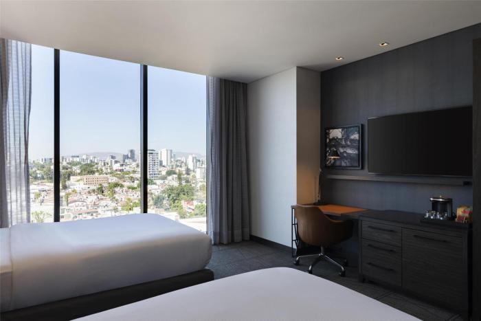 hilton guadalajara midtown