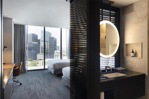 hilton guadalajara midtown