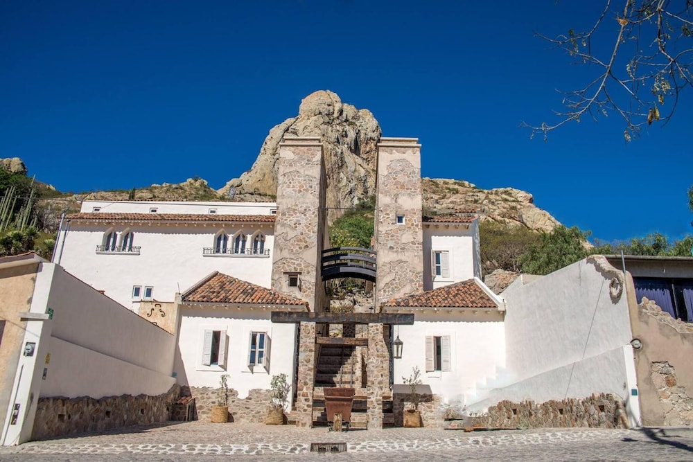 hotel de piedra