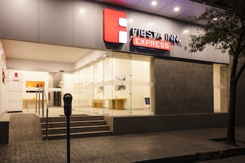 fiesta inn express monterrey centro