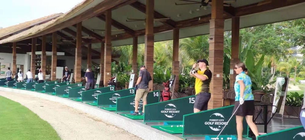 forest city golf hotel