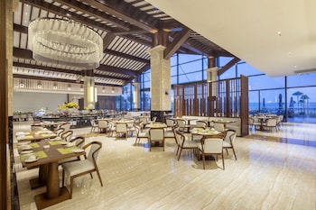 forest city golf hotel