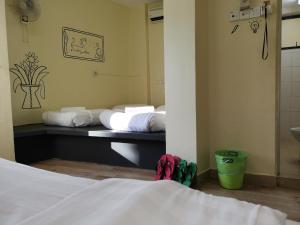 abby hotel by the river town
