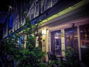 1969 business suites