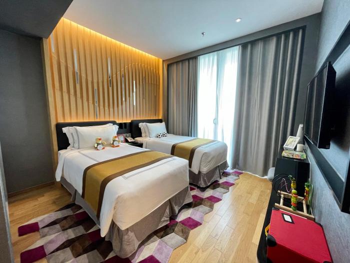 fraser place puteri harbour