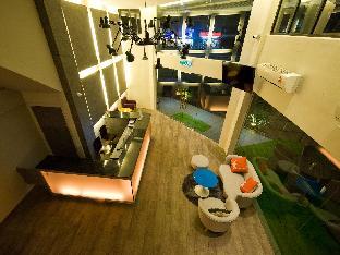 riverside boutique hotel and cafe