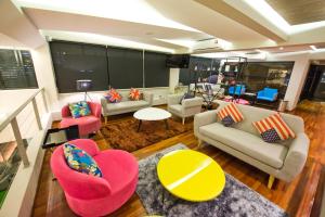 riverside boutique hotel and cafe
