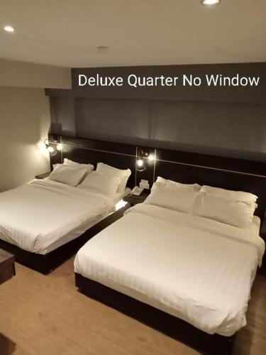 riverside boutique hotel and cafe