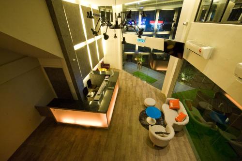 riverside boutique hotel and cafe