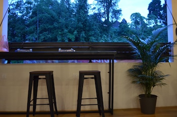 sleepbox hotel hostel