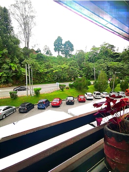 sleepbox hotel hostel