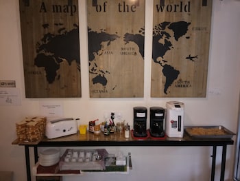 sleepbox hotel hostel