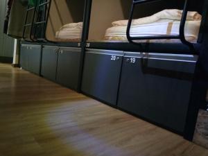 sleepbox hotel hostel