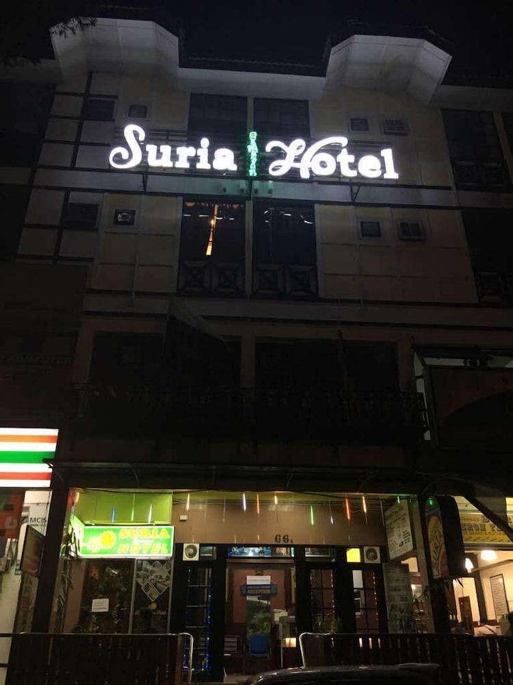 suria cameron hotel