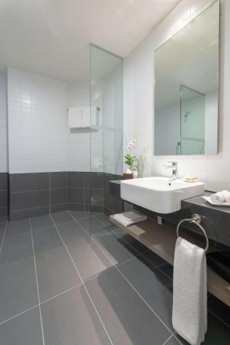 hilton garden inn kuala lumpur jalan tuanku abdul rahman south