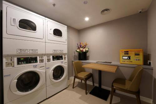 hilton garden inn kuala lumpur jalan tuanku abdul rahman south