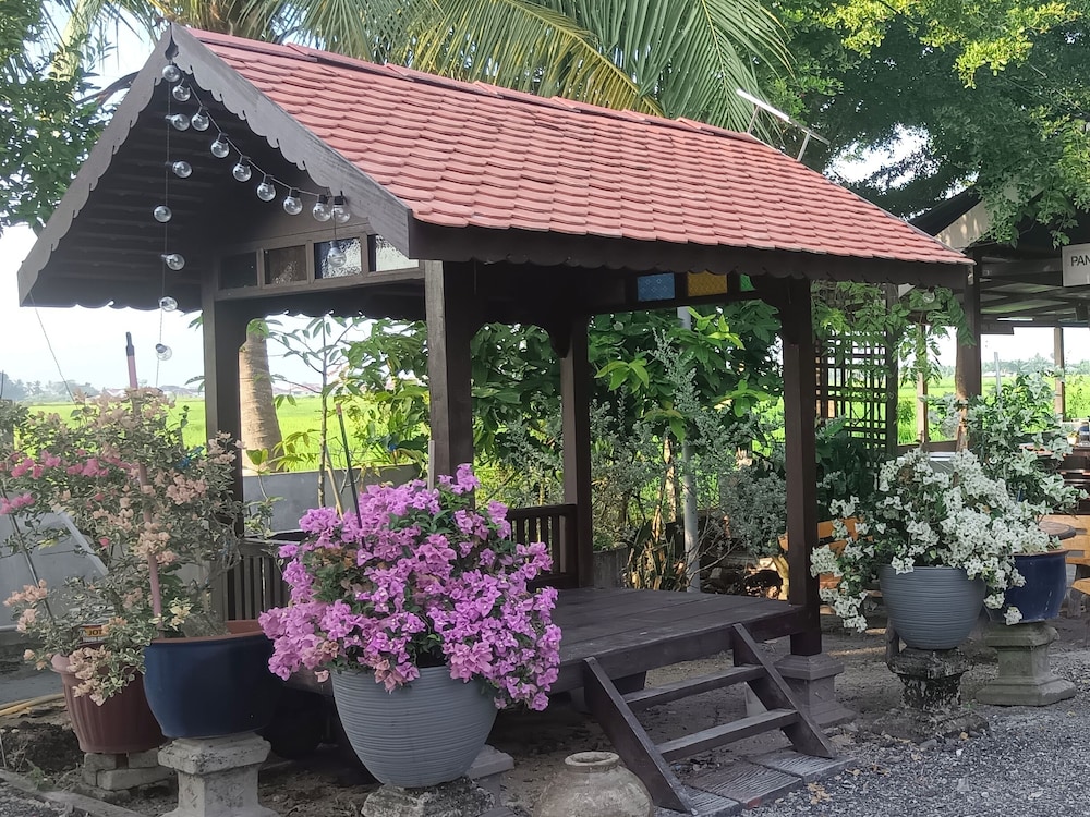 kurau inn farmstay