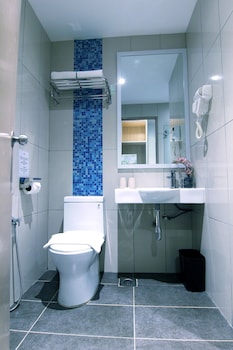 pacific express hotel chinatown