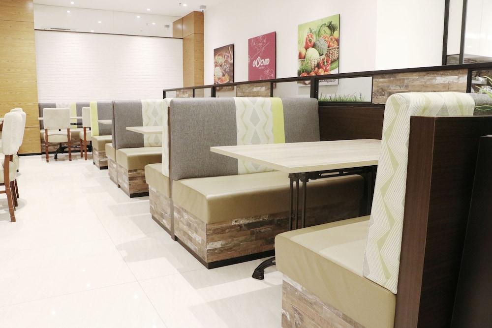 pacific express hotel chinatown