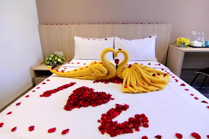 pacific express hotel chinatown