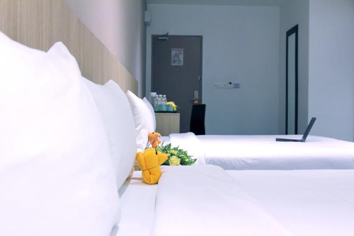 pacific express hotel chinatown