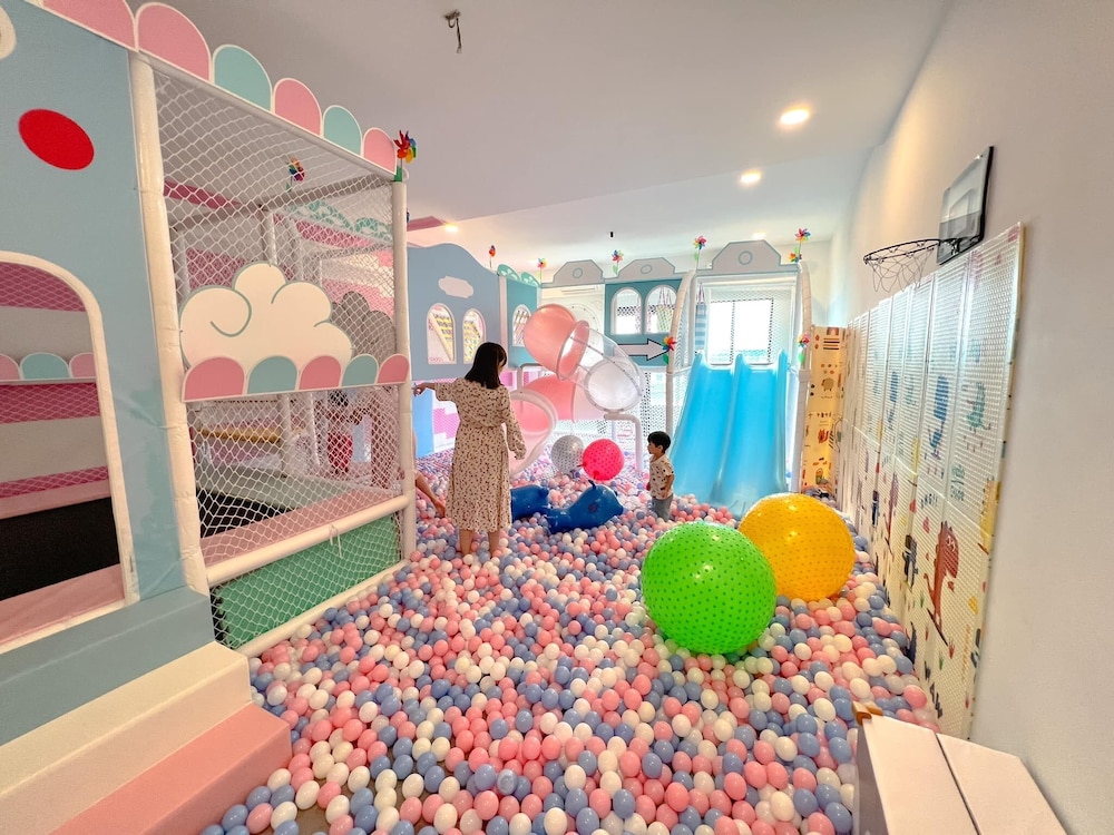 kukup xiang holiday home