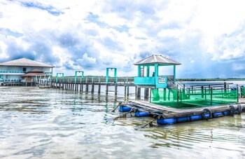 kukup xiang holiday home