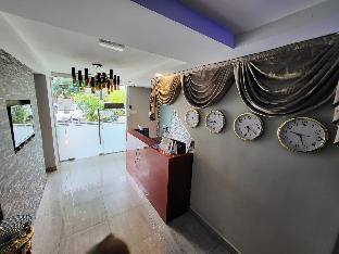 poorna hotel