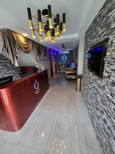 poorna hotel