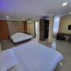 poorna hotel