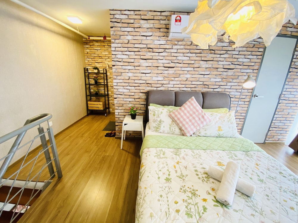 chrisenbel suites pinnacle pj