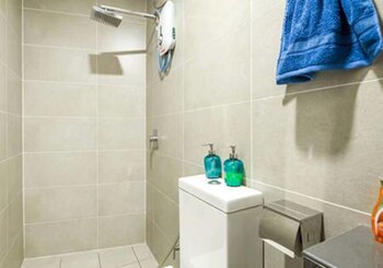 chrisenbel suites pinnacle pj