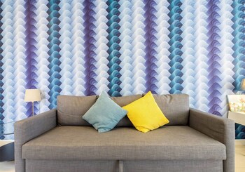 chrisenbel suites pinnacle pj