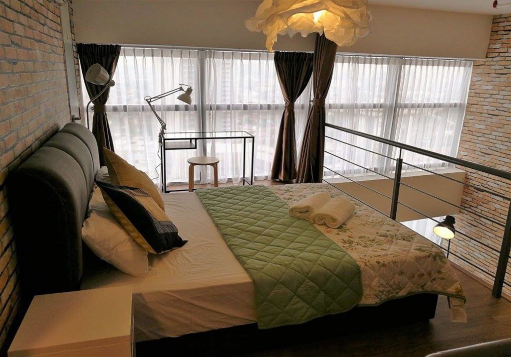 chrisenbel suites pinnacle pj