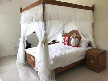 yin mama warm house