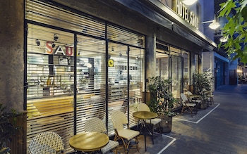 hotel saul